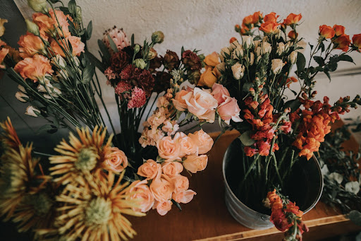 Send an autumn flower bouquet anywhere in Spain
